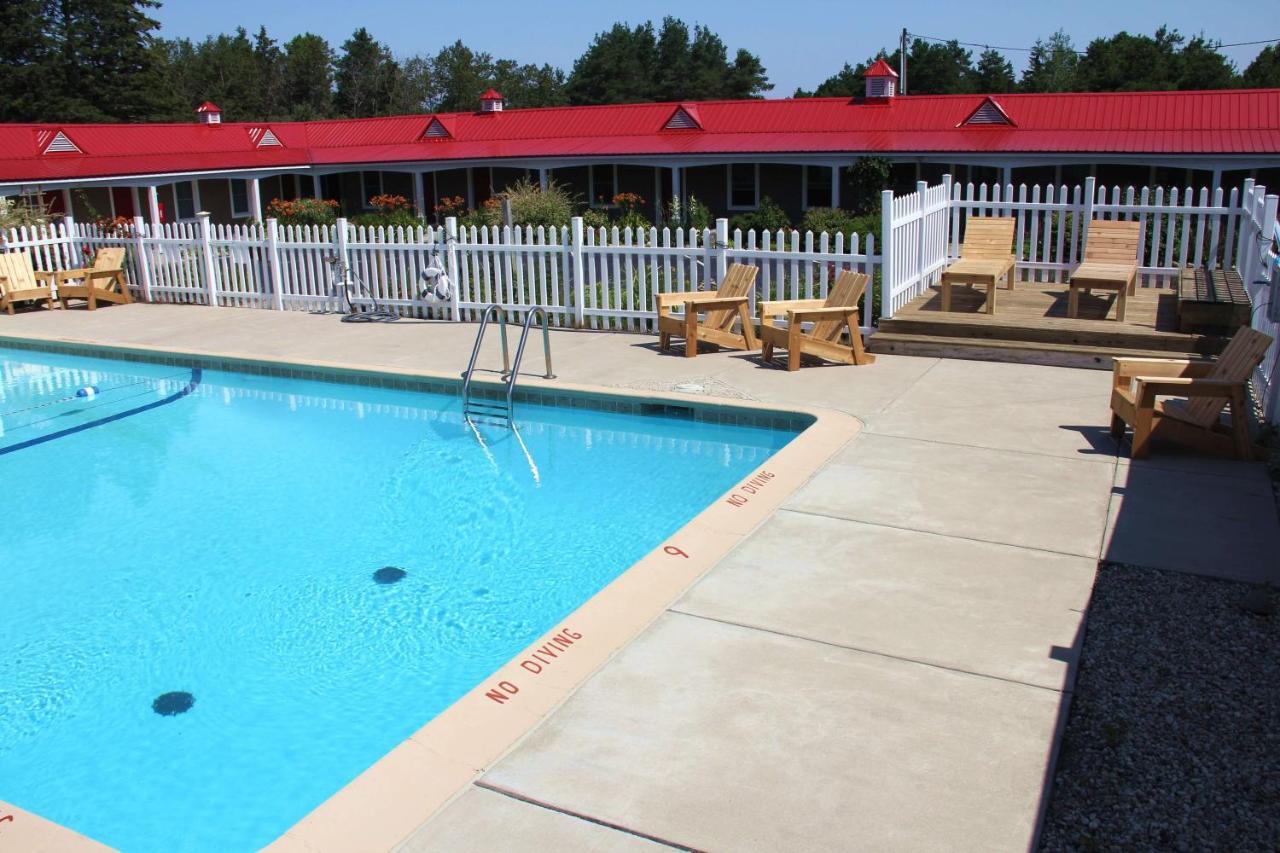 Mackinac Lake Trail Motel Макіно-Сіті Номер фото